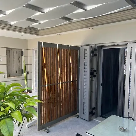 Luxury Aparthotel Artemida (Attica)