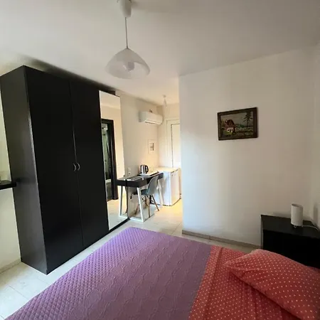 Aparthotel Luxury *